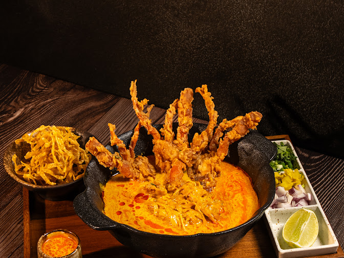 Soft shell crab Khao Soi